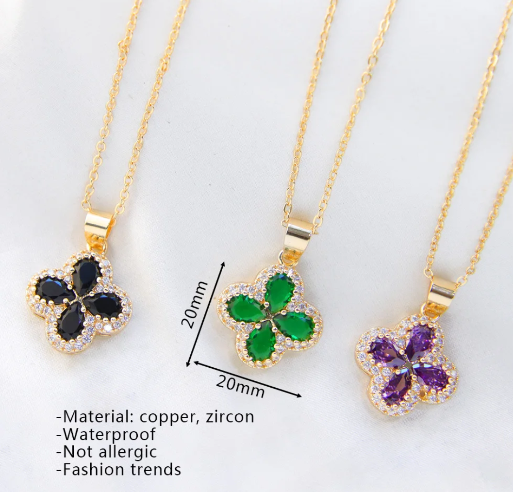 Collier Trèfle en Plaqué Or 14K haute qualité – Élégance et Chance à Porter