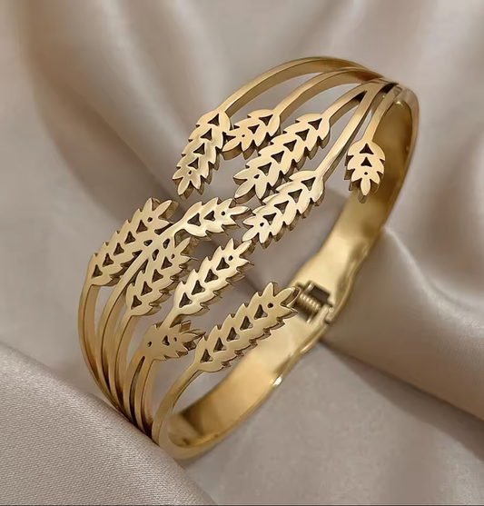 Bracelets Feuille d’Or en acier inoxydable plaqué or.